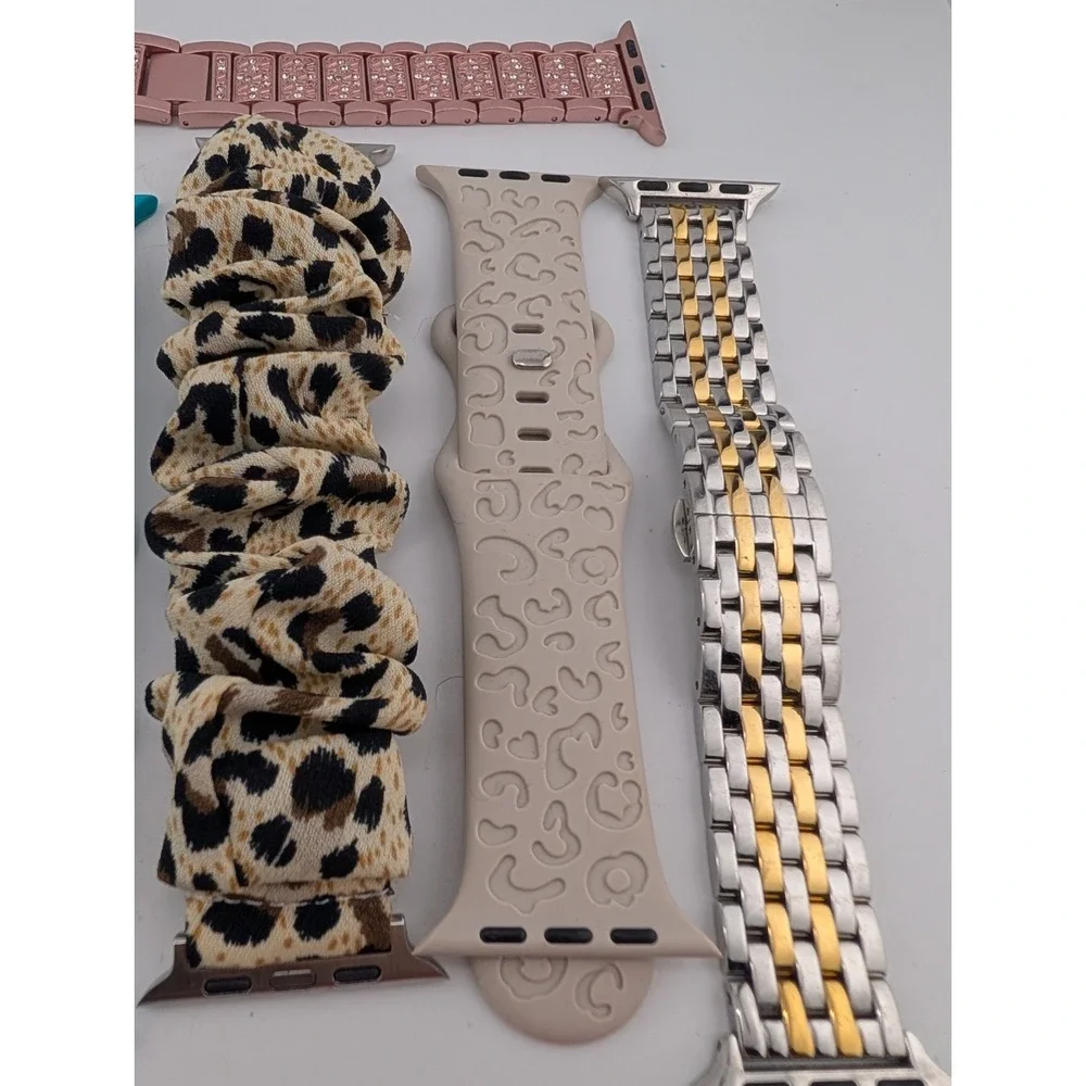 Apple Watch Band Lot of 12 - Beaded, Silicone, Stretch, Link 42,44,45mm